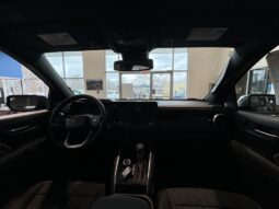 
										2025 Chevrolet Colorado Crew Cab Short Box 4 full									