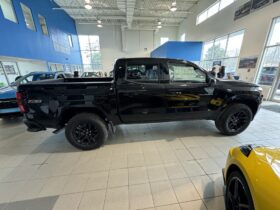 2025 Chevrolet Colorado Crew Cab Short Box 4
