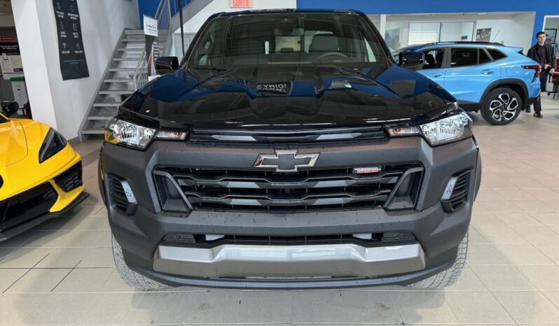 
								2025 Chevrolet Colorado Crew Cab Short Box 4 full									