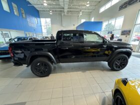 2025 Chevrolet Colorado Crew Cab Short Box 4
