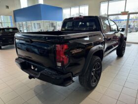 2025 Chevrolet Colorado Crew Cab Short Box 4