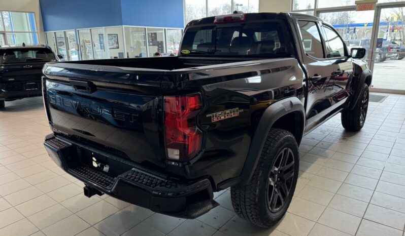 
								2025 Chevrolet Colorado Crew Cab Short Box 4 full									