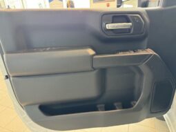 
										2025 Chevrolet Silverado 1500 Regular Cab Long Box full									