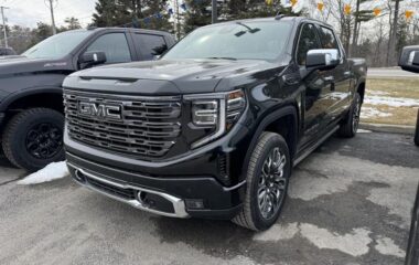 2025 GMC Sierra 1500 Crew Cab Short Box 4