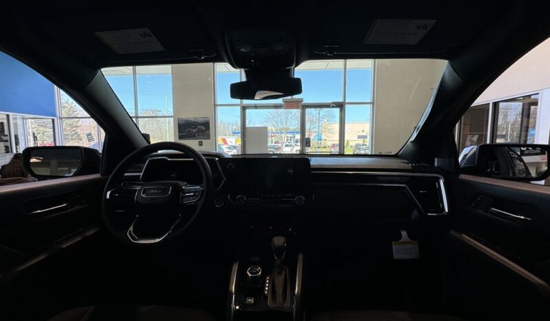 
								2025 GMC Canyon Crew Cab Short Box 4 full									