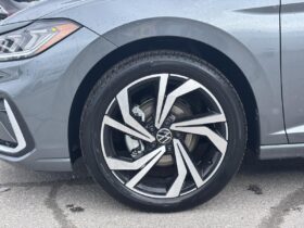 2025 Volkswagen Jetta Highline Auto