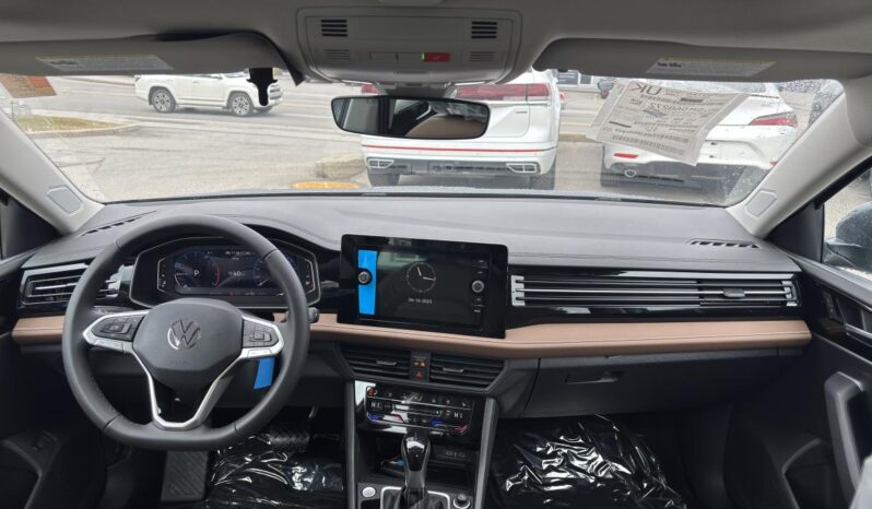 
								2025 Volkswagen Jetta Highline Auto full									