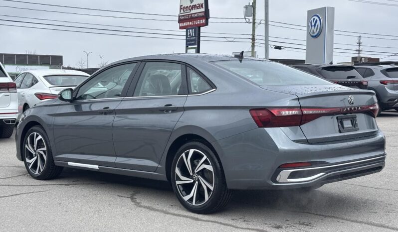 
								2025 Volkswagen Jetta Highline Auto full									
