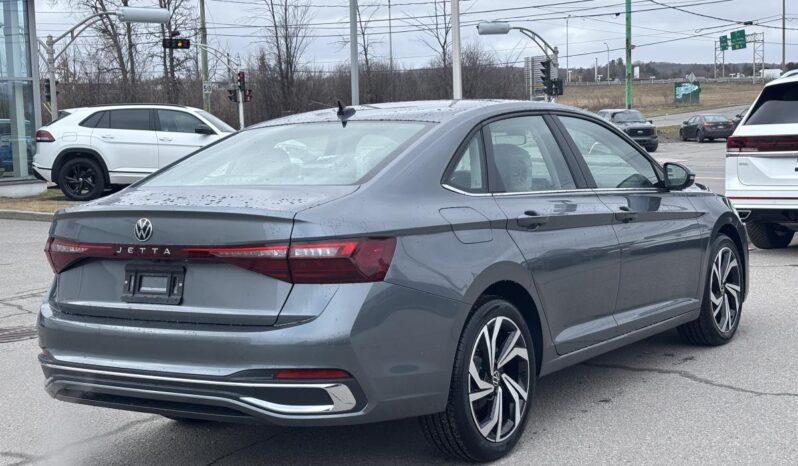 
								2025 Volkswagen Jetta Highline Auto full									