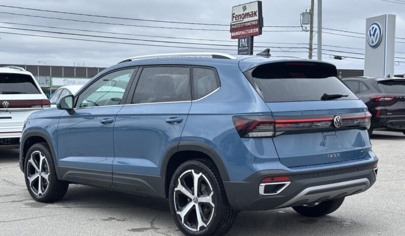 
								2025 Volkswagen Taos Highline 4motion full									