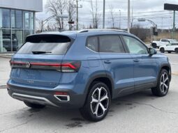 
										2025 Volkswagen Taos Highline 4motion full									