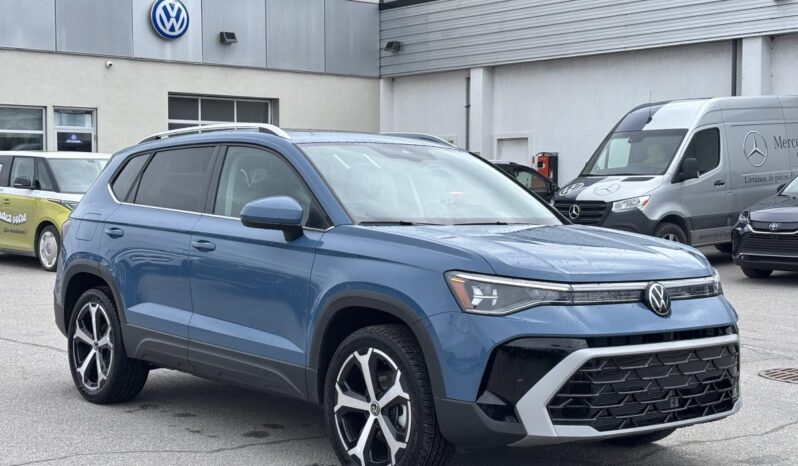 
								2025 Volkswagen Taos Highline 4motion full									