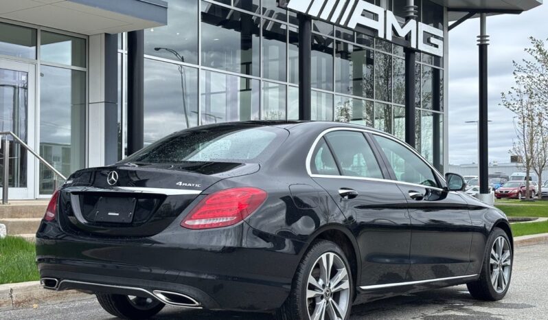 
								2018 Mercedes-Benz C300 4MATIC Sedan full									
