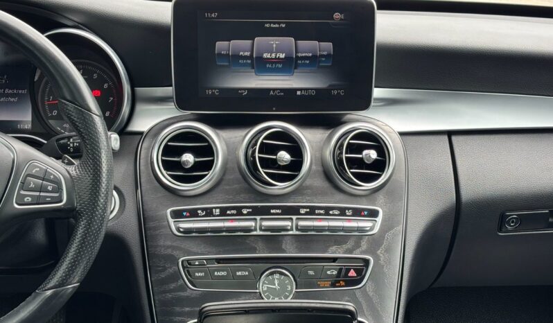 
								2018 Mercedes-Benz C300 4MATIC Sedan full									