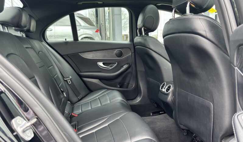 
								2018 Mercedes-Benz C300 4MATIC Sedan full									