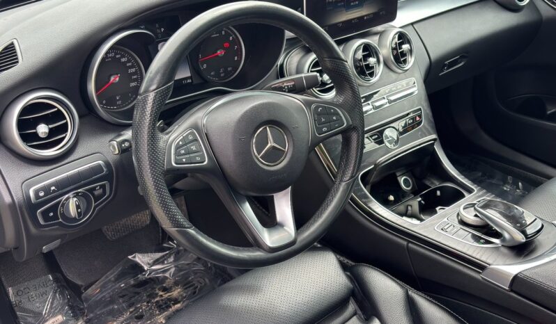 
								2018 Mercedes-Benz C300 4MATIC Sedan full									