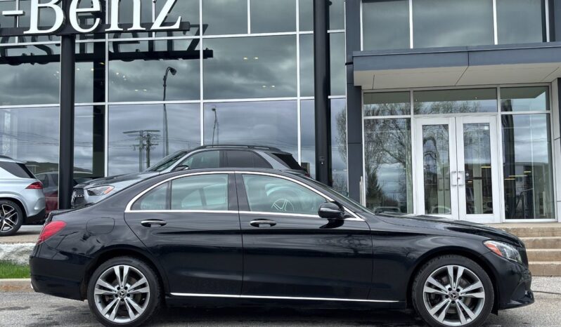 
								2018 Mercedes-Benz C300 4MATIC Sedan full									