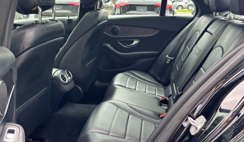 
								2018 Mercedes-Benz C300 4MATIC Sedan full									