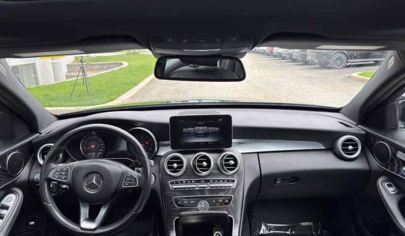 
								2018 Mercedes-Benz C300 4MATIC Sedan full									