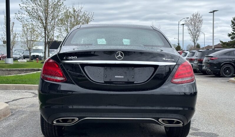 
								2018 Mercedes-Benz C300 4MATIC Sedan full									
