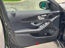 
										2018 Mercedes-Benz C300 4MATIC Sedan full									