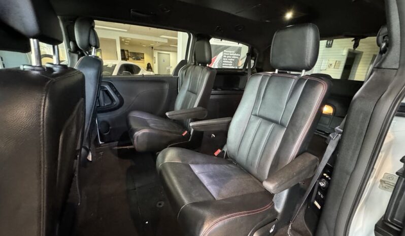 
								2017 Dodge Grand Caravan GT full									