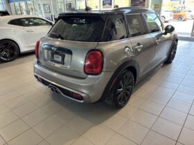 2017 MINI Cooper Hardtop 5 Door