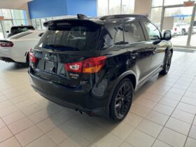 2017 Mitsubishi RVR 2.4l 4wd Se Black