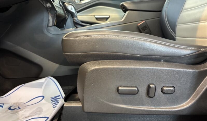 
								2019 Ford Escape Sel – 4wd full									