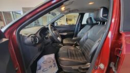 
										2019 Nissan Kicks Sr Cvt full									