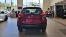 
										2019 Nissan Kicks Sr Cvt full									