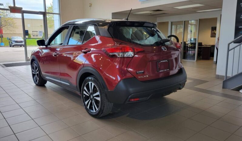 
								2019 Nissan Kicks Sr Cvt full									