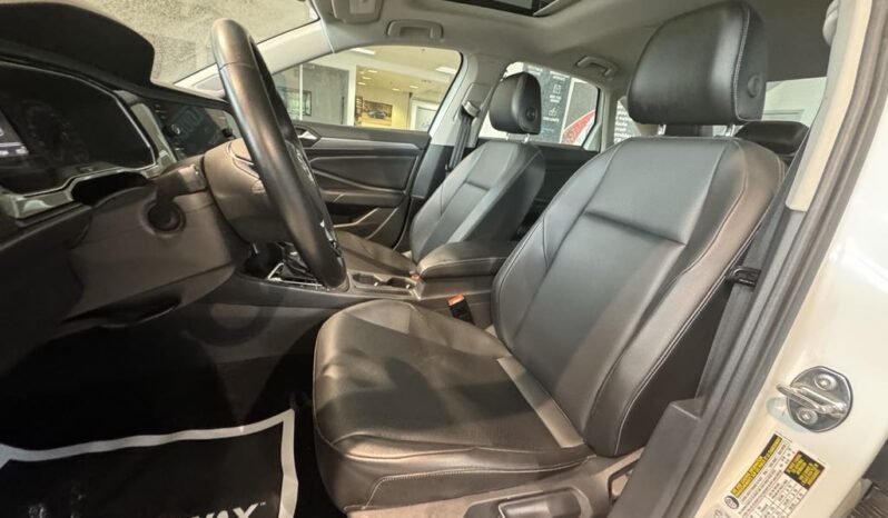 
								2019 Volkswagen Jetta Highline 1.4t 8sp At full									
