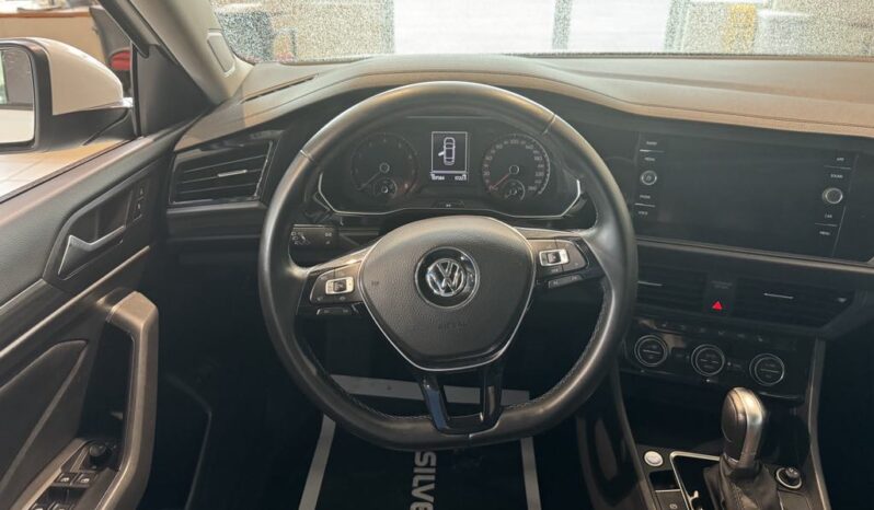 
								2019 Volkswagen Jetta Highline 1.4t 8sp At full									