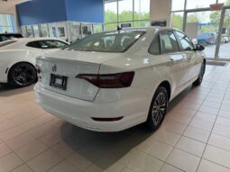
										2019 Volkswagen Jetta Highline 1.4t 8sp At full									