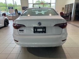 
										2019 Volkswagen Jetta Highline 1.4t 8sp At full									