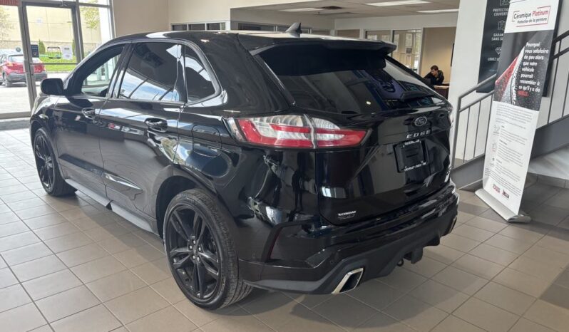 
								2022 Ford Edge St Awd full									