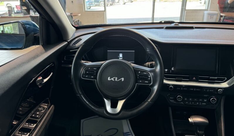 
								2022 Kia Niro PHEV EX full									