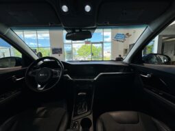 
										2022 Kia Niro PHEV EX full									