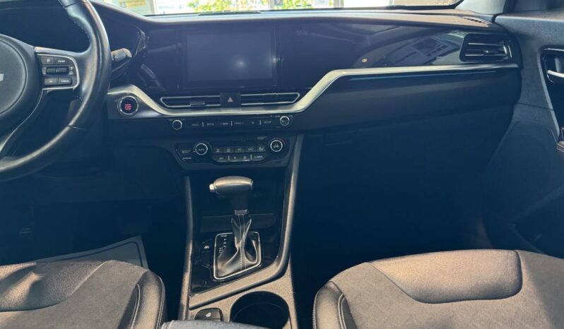 
								2022 Kia Niro PHEV EX full									