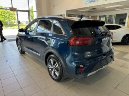 
										2022 Kia Niro PHEV EX full									