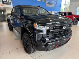 2025 Chevrolet Silverado 1500 Crew Cab Short Box 4