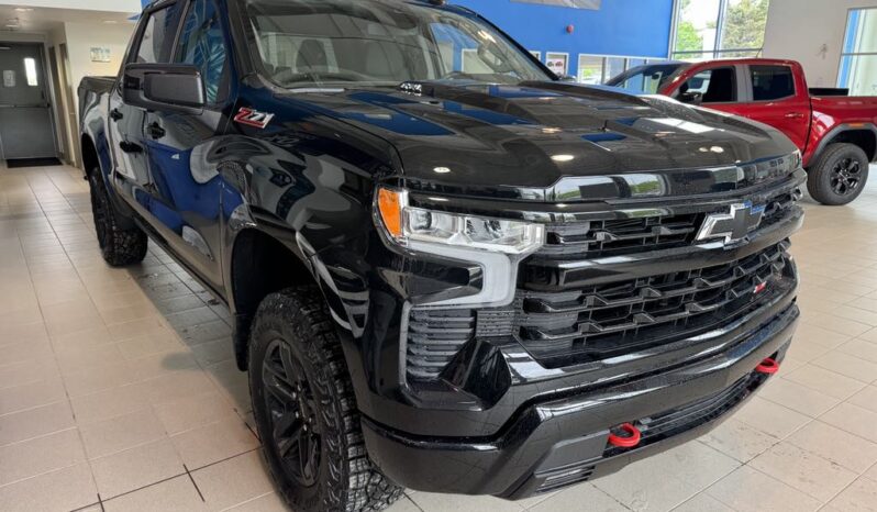 
								2025 Chevrolet Silverado 1500 Crew Cab Short Box 4 full									