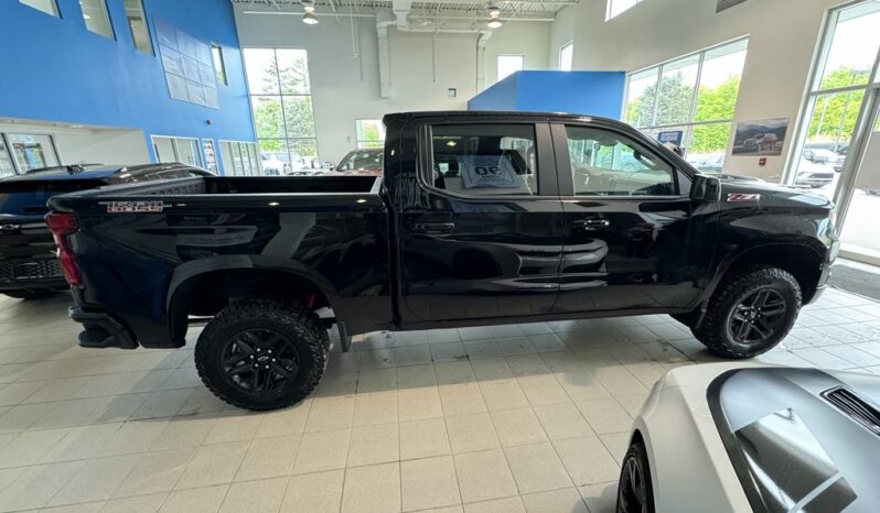 
								2025 Chevrolet Silverado 1500 Crew Cab Short Box 4 full									