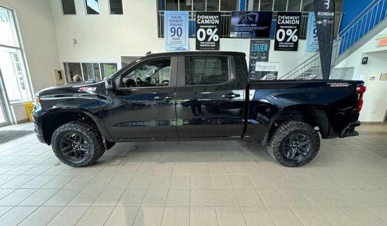 
								2025 Chevrolet Silverado 1500 Crew Cab Short Box 4 full									