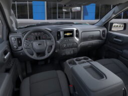 
										2025 Chevrolet Silverado 1500 Crew Cab Standard full									