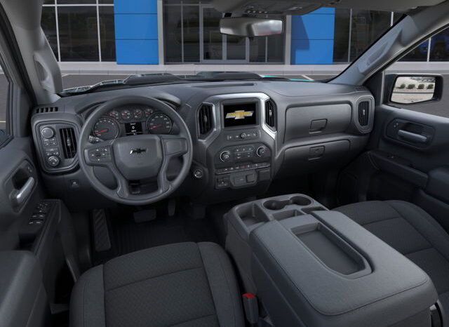
								2025 Chevrolet Silverado 1500 Crew Cab Standard full									