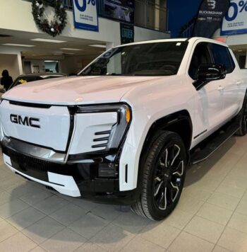 2025 GMC Sierra EV - New Sedan - VIN: 1GT40LEL8SU401071 - Buckingham Chevrolet Buick GMC Gatineau
