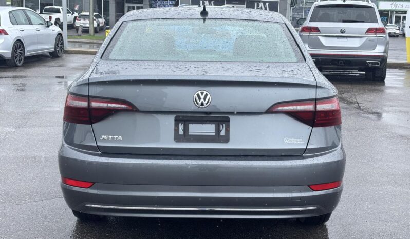 
								2020 Volkswagen Jetta Highline Manual full									