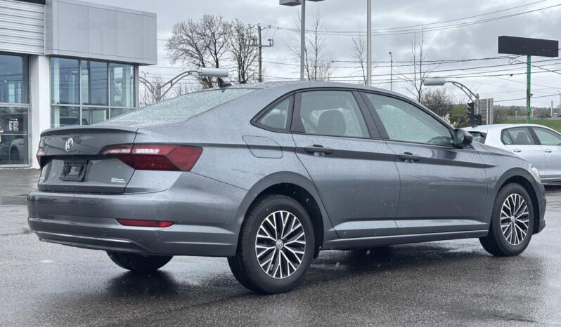 
								2020 Volkswagen Jetta Highline Manual full									